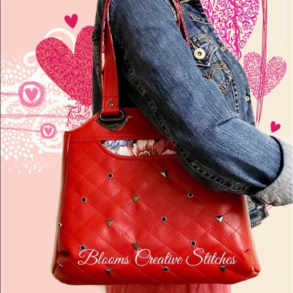 ❤️QUILTE STARGAZER HANDBAG